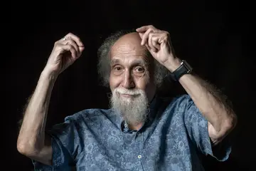 Sándor György humoralista portréja